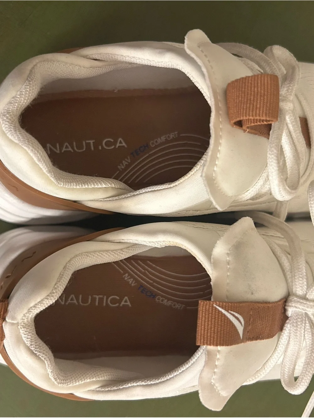 Nautica White Knit Sneakers with Brown Pull-Tab